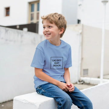 Klassisk Barnt-shirt med Eget Tryck | Slitstark Bomull