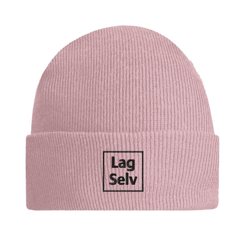 Klassisk mössa med uppvikt kant och broderi | Designa din egen mössa