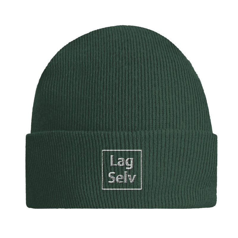 Klassisk mössa med uppvikt kant och broderi | Designa din egen mössa