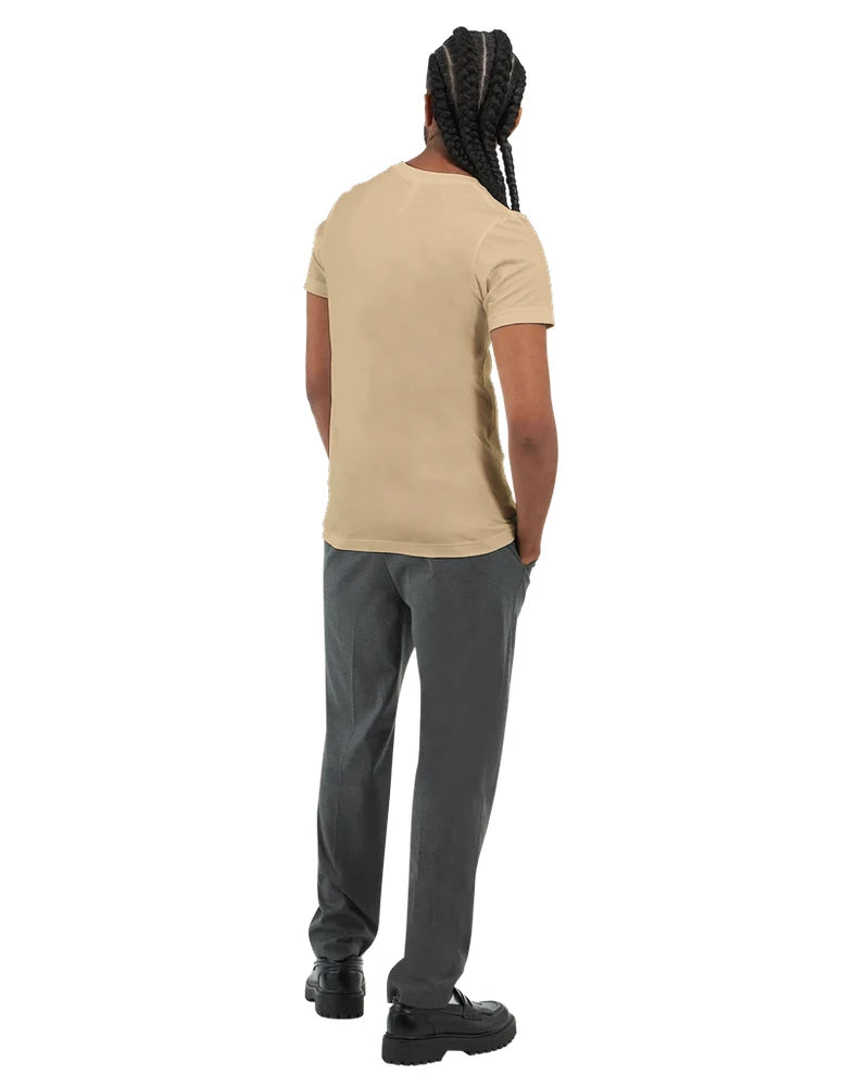 premium/model/male/man1/back